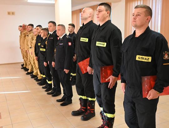 Ślubowanie w Hrubieszowie. Zobacz, kto dołączył do straży pożarnej [ZDJĘCIA]