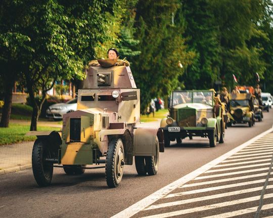 Tomaszów Lubelski: Wrześniowe Drogi. Przejazd pojazdów historycznych [ZDJĘCIA]