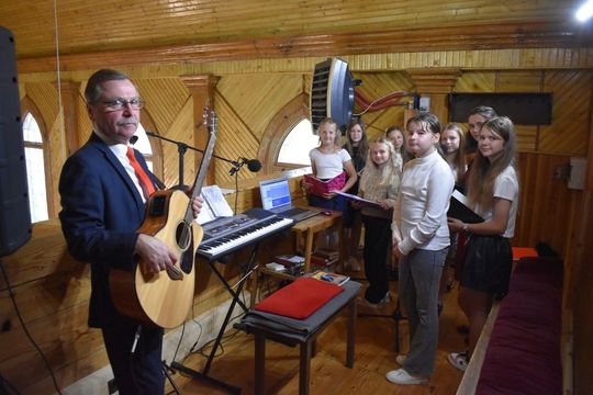 Gm. Hrubieszów: Mural to hołd dla bohaterskich sanitariuszek [ZDJĘCIA]