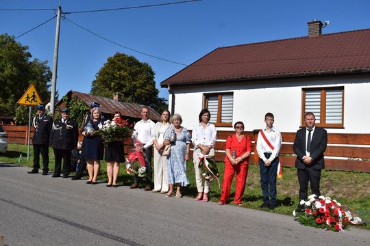 Gm. Hrubieszów: Mural to hołd dla bohaterskich sanitariuszek [ZDJĘCIA]