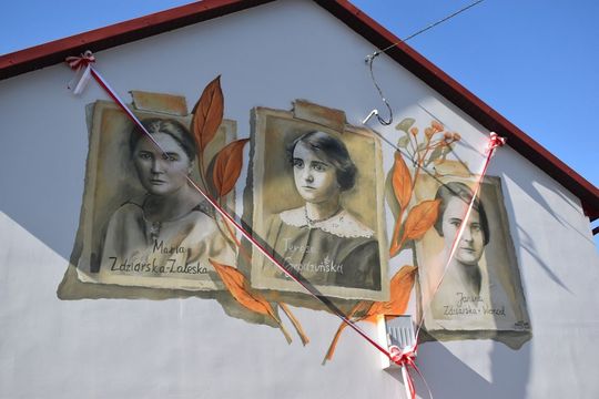 Gm. Hrubieszów: Mural to hołd dla bohaterskich sanitariuszek [ZDJĘCIA]