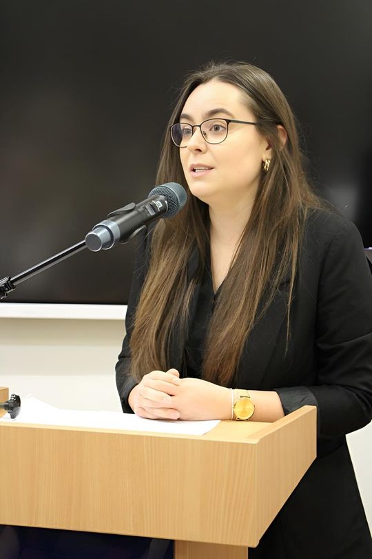 Birety w górę! Absolwentki pielęgniarstwa i położnictwa AZ odebrały dyplomy [ZDJĘCIA]