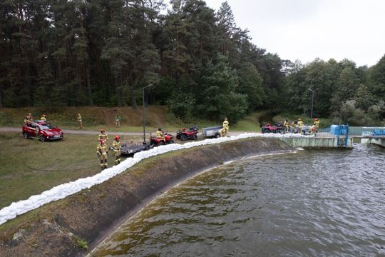 Ćwiczenia ratownicze na zalewie w Majdanie Sopockim [FOTORELACJA]