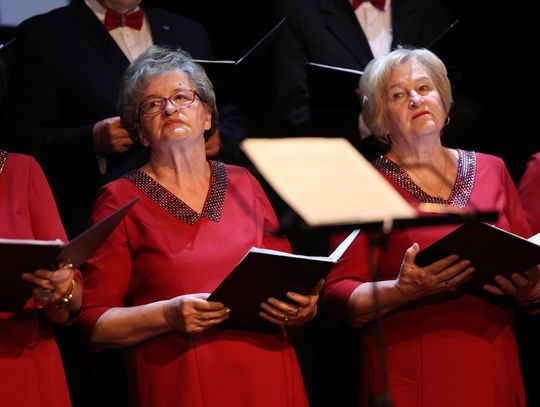Jubileusz chóru Camerata i kabaretu Aluzja [ZDJĘCIA]