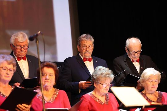 Jubileusz chóru Camerata i kabaretu Aluzja [ZDJĘCIA]