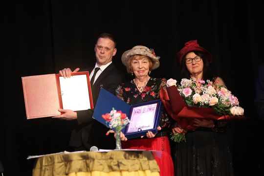 Jubileusz chóru Camerata i kabaretu Aluzja [ZDJĘCIA]