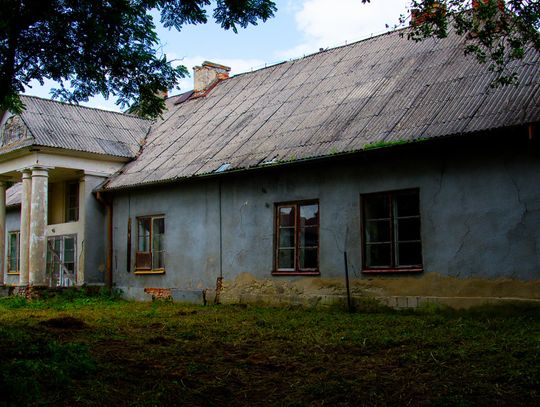 Gm. Tereszpol: Zabytkowy dworek w Panasówce
