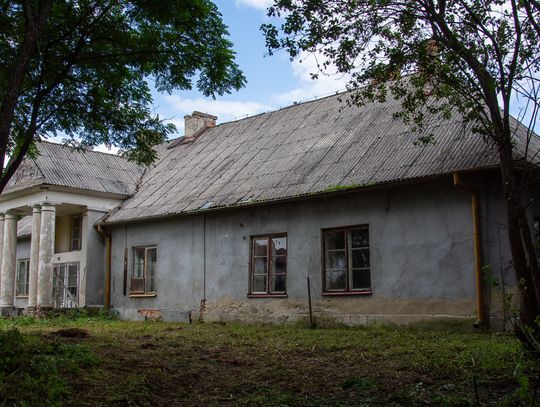 Gm. Tereszpol: Zabytkowy dworek w Panasówce