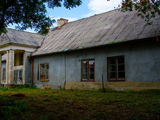 Gm. Tereszpol: Zabytkowy dworek w Panasówce