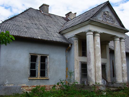 Gm. Tereszpol: Zabytkowy dworek w Panasówce