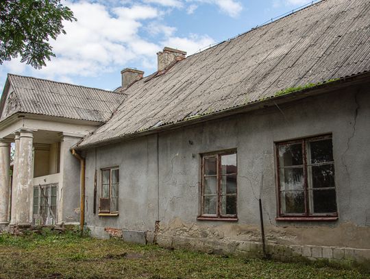 Gm. Tereszpol: Zabytkowy dworek w Panasówce