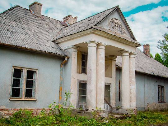 Gm. Tereszpol: Zabytkowy dworek w Panasówce