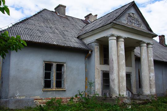 Gm. Tereszpol: Zabytkowy dworek w Panasówce