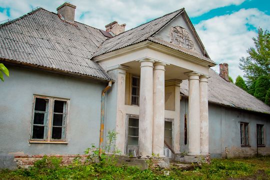 Gm. Tereszpol: Zabytkowy dworek w Panasówce