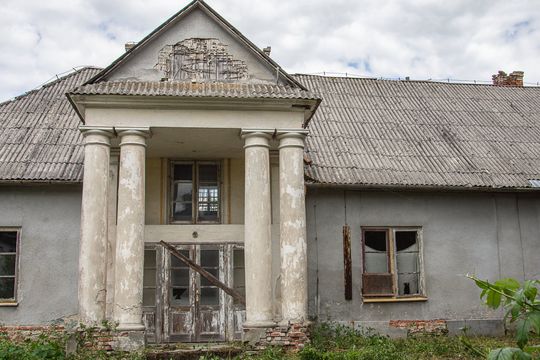 Gm. Tereszpol: Zabytkowy dworek w Panasówce Gm. Tereszpol: Zabytkowy dworek w Panasówce