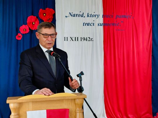 Nadanie imienia szkole w Tworyczowie [ZDJĘCIA cz. 1]