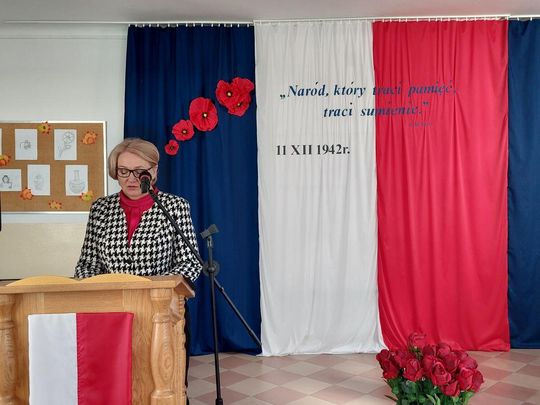 Nadanie imienia szkole w Tworyczowie [ZDJĘCIA cz. 1]