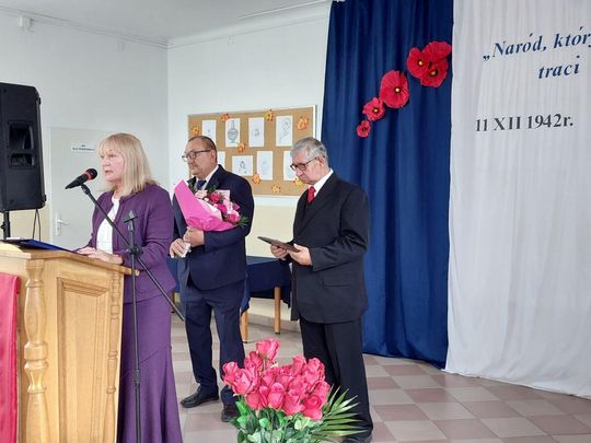 Nadanie imienia szkole w Tworyczowie [ZDJĘCIA cz. 1]