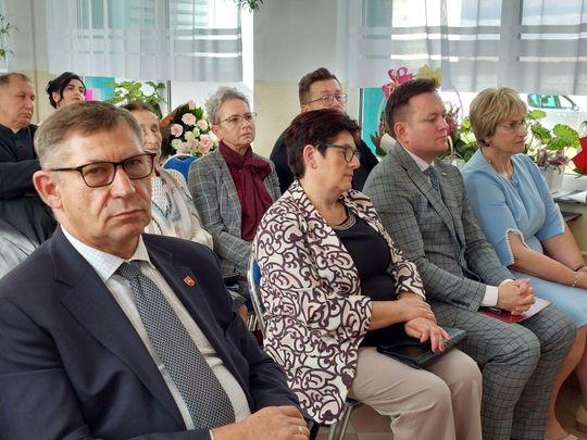 Nadanie imienia szkole w Tworyczowie [ZDJĘCIA cz. 1]