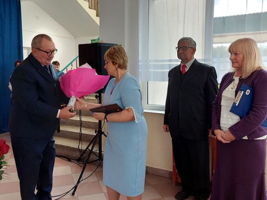 Nadanie imienia szkole w Tworyczowie [ZDJĘCIA cz. 1]