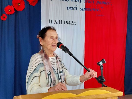 Nadanie imienia szkole w Tworyczowie [ZDJĘCIA cz. 1]