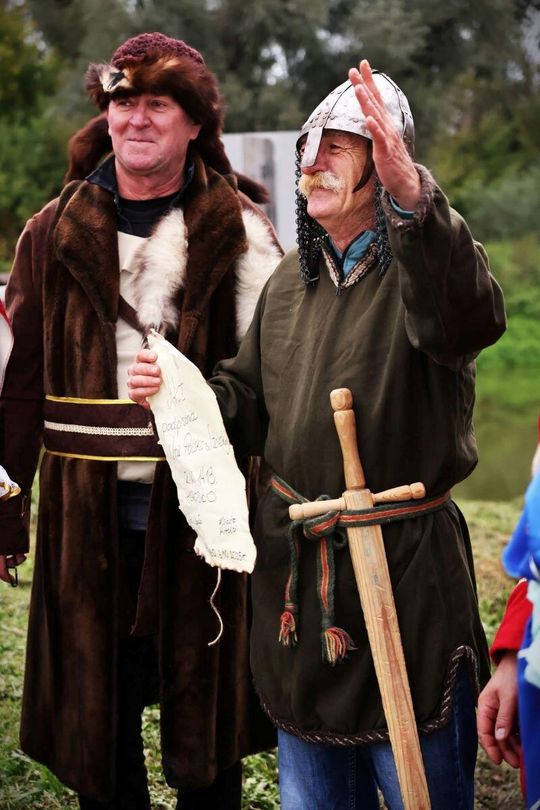 Płynęli po Bugu tratwą, a jakby chodzili po rzece [ZDJĘCIA]