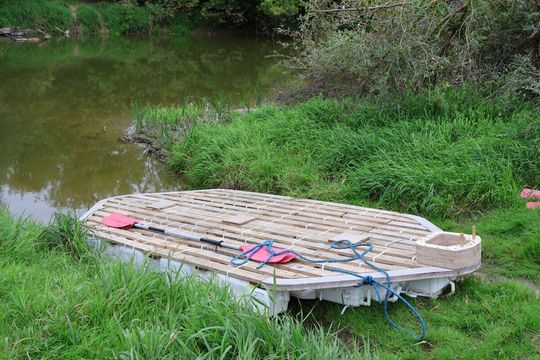 Płynęli po Bugu tratwą, a jakby chodzili po rzece [ZDJĘCIA]