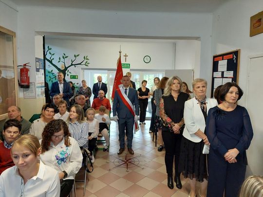 Nadanie imienia szkole w Tworyczowie [ZDJĘCIA cz. 1]