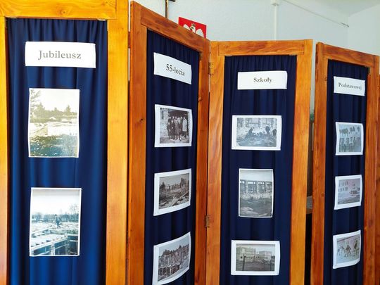 Nadanie imienia szkole w Tworyczowie [ZDJĘCIA cz. 1]