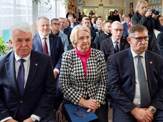 Nadanie imienia szkole w Tworyczowie [ZDJĘCIA cz. 1]