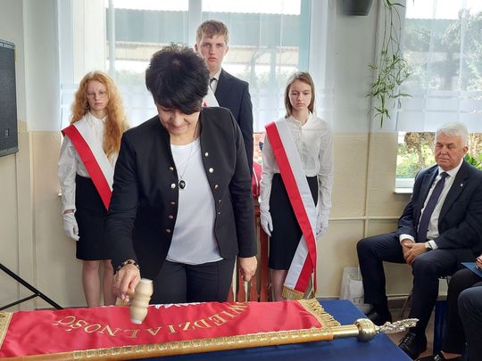 Nadanie imienia szkole w Tworyczowie [ZDJĘCIA cz. 1]