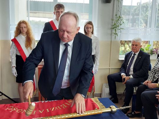 Nadanie imienia szkole w Tworyczowie [ZDJĘCIA cz. 1]