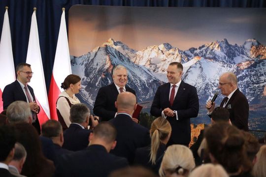 Karol Nawrocki w Tomaszowie Lubelskim. Młodzież zadawała pytania [ZDJĘCIA]