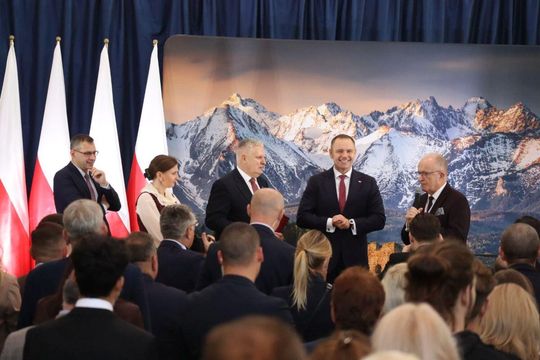 Karol Nawrocki w Tomaszowie Lubelskim. Młodzież zadawała pytania [ZDJĘCIA]