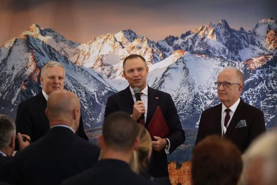 Karol Nawrocki w Tomaszowie Lubelskim. Młodzież zadawała pytania [ZDJĘCIA]