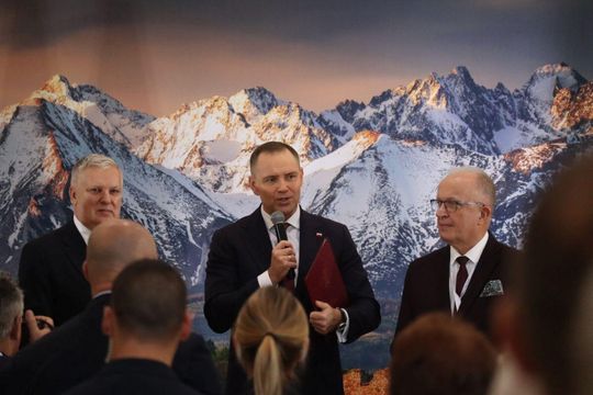 Karol Nawrocki w Tomaszowie Lubelskim. Młodzież zadawała pytania [ZDJĘCIA]