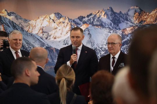 Karol Nawrocki w Tomaszowie Lubelskim. Młodzież zadawała pytania [ZDJĘCIA]