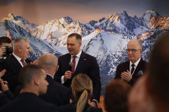 Karol Nawrocki w Tomaszowie Lubelskim. Młodzież zadawała pytania [ZDJĘCIA]