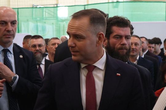 Karol Nawrocki w Tomaszowie Lubelskim. Młodzież zadawała pytania [ZDJĘCIA]