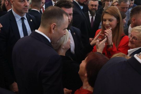 Karol Nawrocki w Tomaszowie Lubelskim. Młodzież zadawała pytania [ZDJĘCIA]