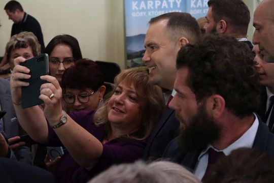 Karol Nawrocki w Tomaszowie Lubelskim. Młodzież zadawała pytania [ZDJĘCIA]