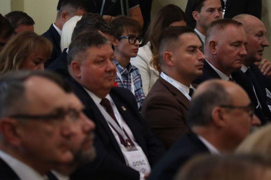 Karol Nawrocki w Tomaszowie Lubelskim. Młodzież zadawała pytania [ZDJĘCIA]