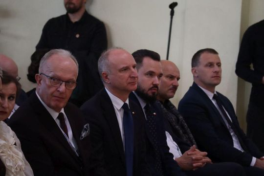 Karol Nawrocki w Tomaszowie Lubelskim. Młodzież zadawała pytania [ZDJĘCIA]