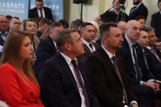 Karol Nawrocki w Tomaszowie Lubelskim. Młodzież zadawała pytania [ZDJĘCIA]