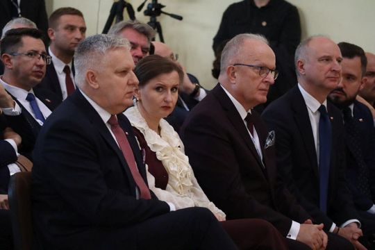 Karol Nawrocki w Tomaszowie Lubelskim. Młodzież zadawała pytania [ZDJĘCIA]