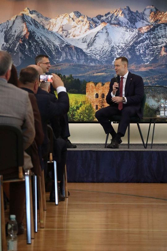 Tomaszów Lubelski: Debata z Karolem Nawrockim [ZDJĘCIA]