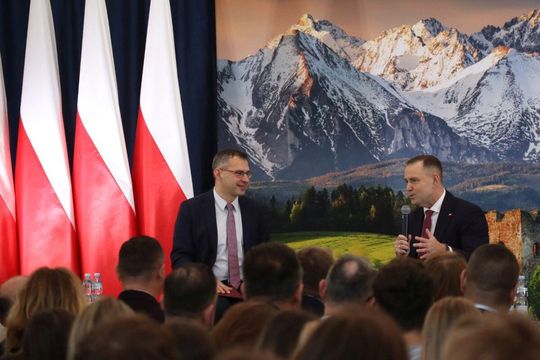 Tomaszów Lubelski: Debata z Karolem Nawrockim [ZDJĘCIA]