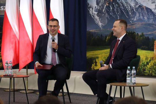 Tomaszów Lubelski: Debata z Karolem Nawrockim [ZDJĘCIA]