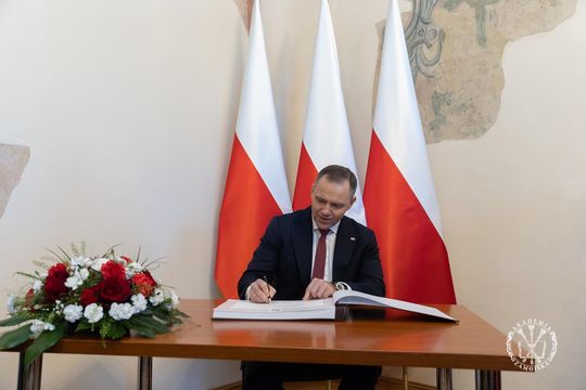 Prezydent RP na inauguracji roku w Akademii Zamojskiej [ZDJĘCIA]
