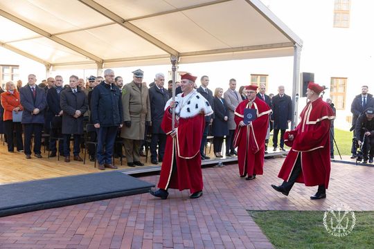 Prezydent RP na inauguracji roku w Akademii Zamojskiej [ZDJĘCIA]
